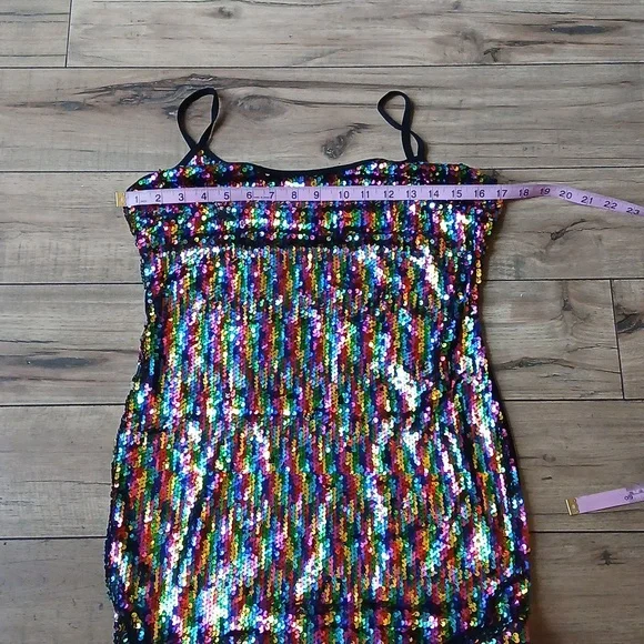 Super Sexy Multicolor Sequined Bodycon Mini Dress. Size L - Picture 16 of 17